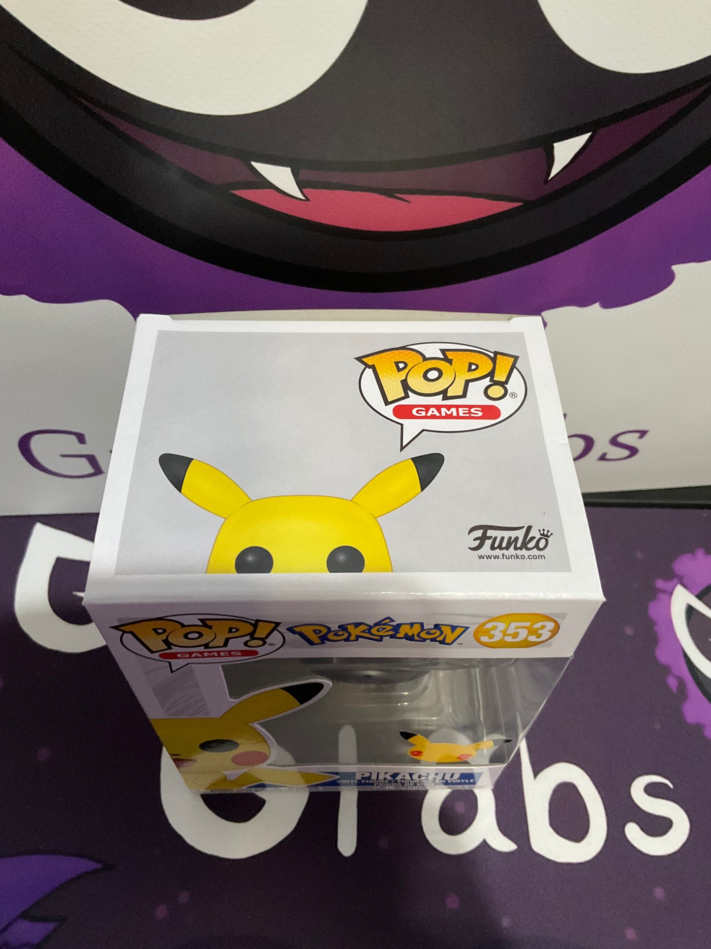Pokémon Funko Pop Games Pikachu #353 25th Anniversary