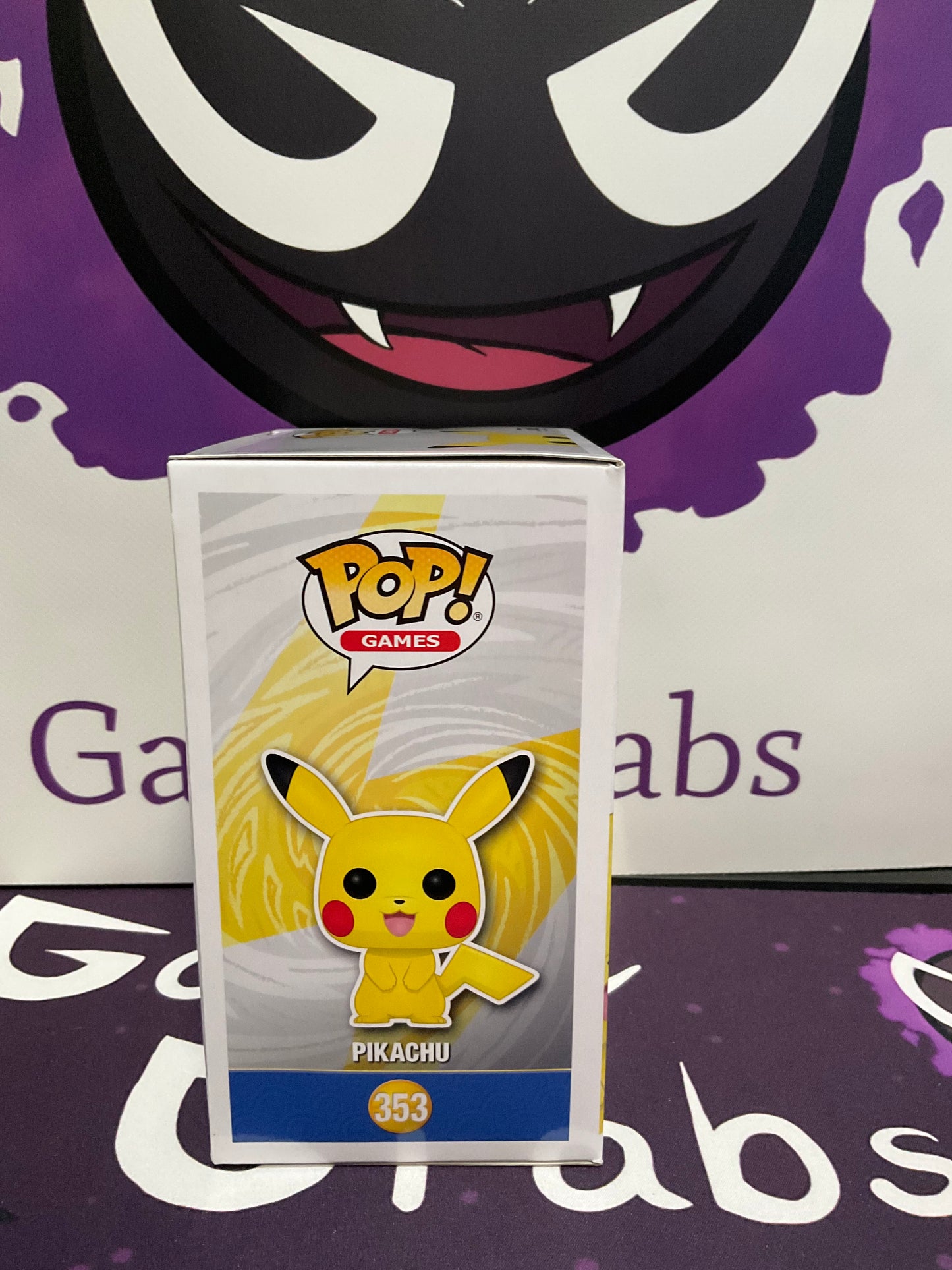 Pokémon Funko Pop Games Pikachu #353 25th Anniversary