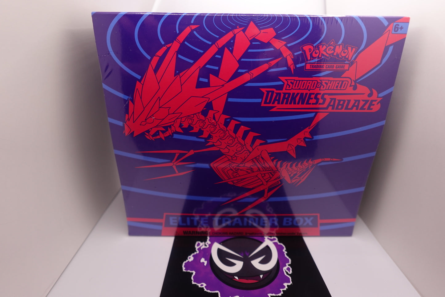 Pokémon Darkness Ablaze Elite Trainer Box (ETB) Read Description